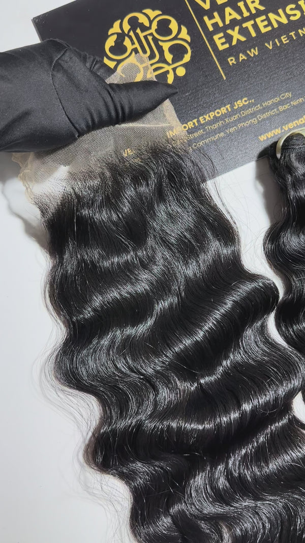 4x4/5x5 Ultra HD Lace Closure – Wavy Vietnamese Hair Extensions Natural Black